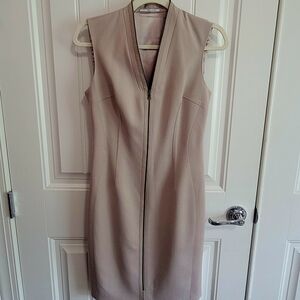 NWT T Tahari Taupe Zip-Front "Miri" Dress‎